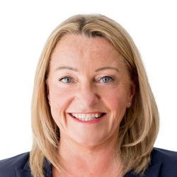 Helen Lee