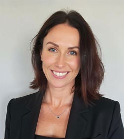 Stephanie Lay