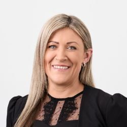 Tracey Charlett