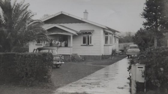 1053270_2.jpg