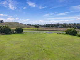 1054136_1.jpg