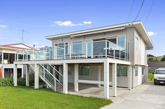 1054941_2.jpg