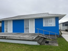 1055006_1.jpg