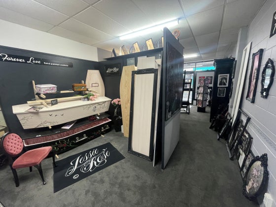 1055190_2.jpg