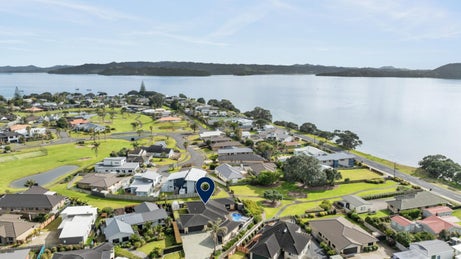 1060524_1.jpg