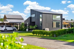 1155054_1.jpg