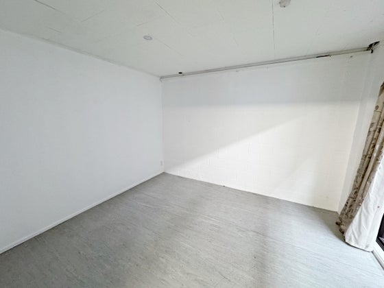 1271502_3.jpg