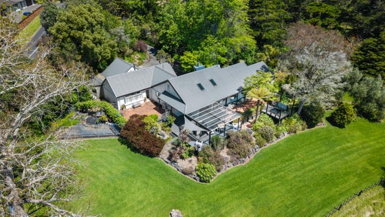 1341848_3.jpg