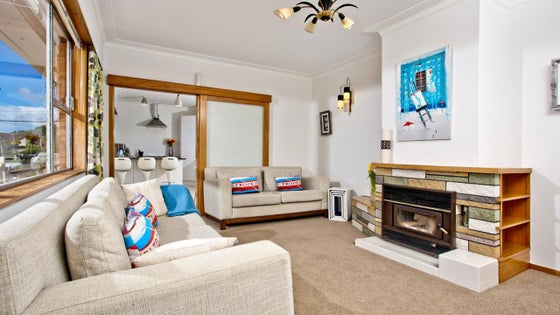 Residential Auction: 32 Bournemouth Terrace, Murrays Bay, North Shore ...