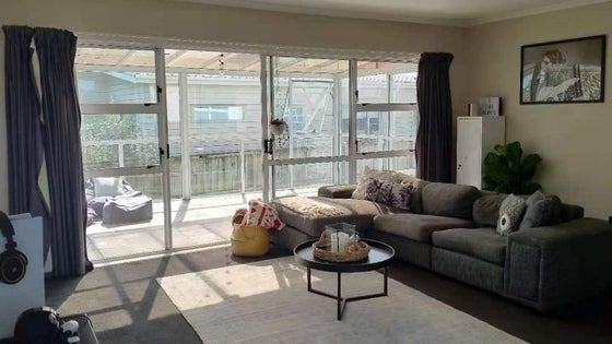 1450708_2.jpg