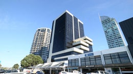 1504365_1.jpg