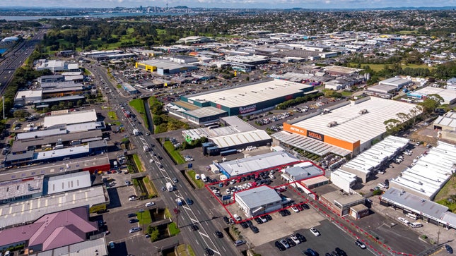Commercial Private Treaty: 92-94 Wairau Road, Wairau Valley, North Shore |  Bayleys