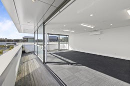 1506642_1.jpg