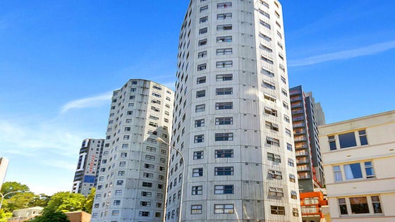 1651087_2.jpg