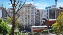 1652431_1.jpg