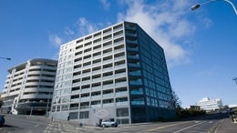 1652980_1.jpg