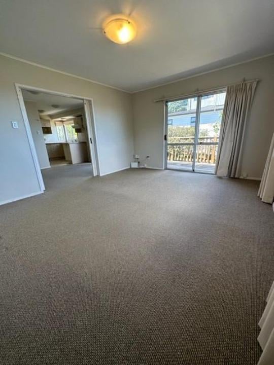 Residential For Rent NZ640 per week 2/20 Athena Drive, Totara Vale