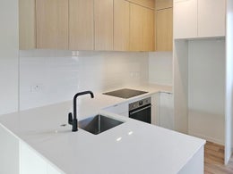 1656030_1.jpg
