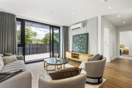 1658593_1.jpg