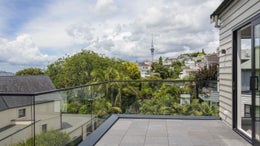 1670433_1.jpg