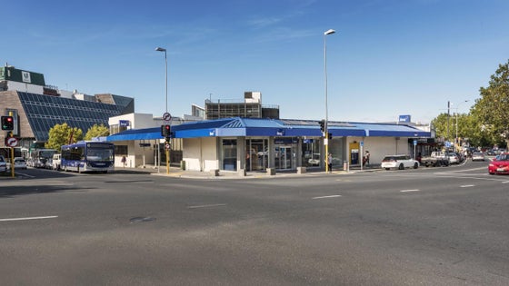 1683239_2.jpg