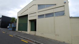 1685227_1.jpg
