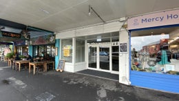 1689565_1.jpg
