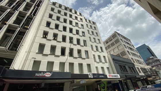1690021_2.jpg