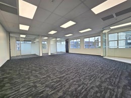 16910133_1.jpg