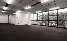 16910173_1.jpg