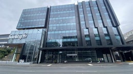 1691240_1.jpg