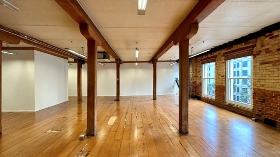 1691813_2.jpg