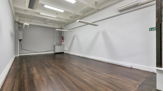 1692010_2.jpg