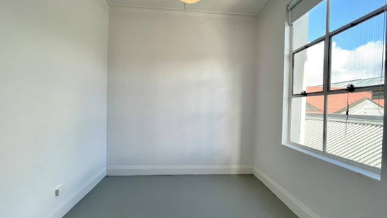 1692967_3.jpg
