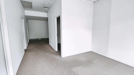 1693677_3.jpg
