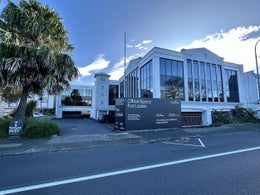 1696147_1.jpg