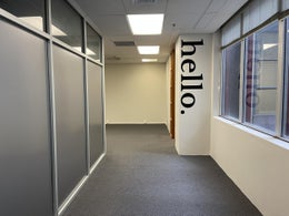1696636_1.jpg
