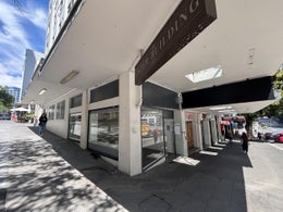 1698012_1.jpg