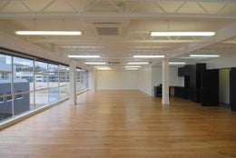 1698090_1.jpg