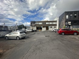 1698122_1.jpg