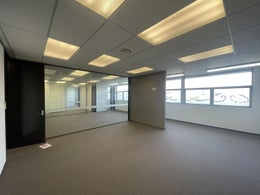 1698475_1.jpg
