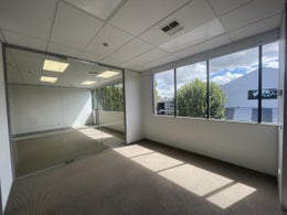 1699037_1.jpg