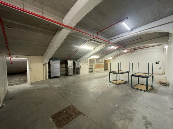 1699378_3.jpg