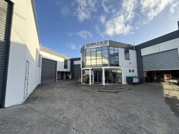 1699680_1.jpg