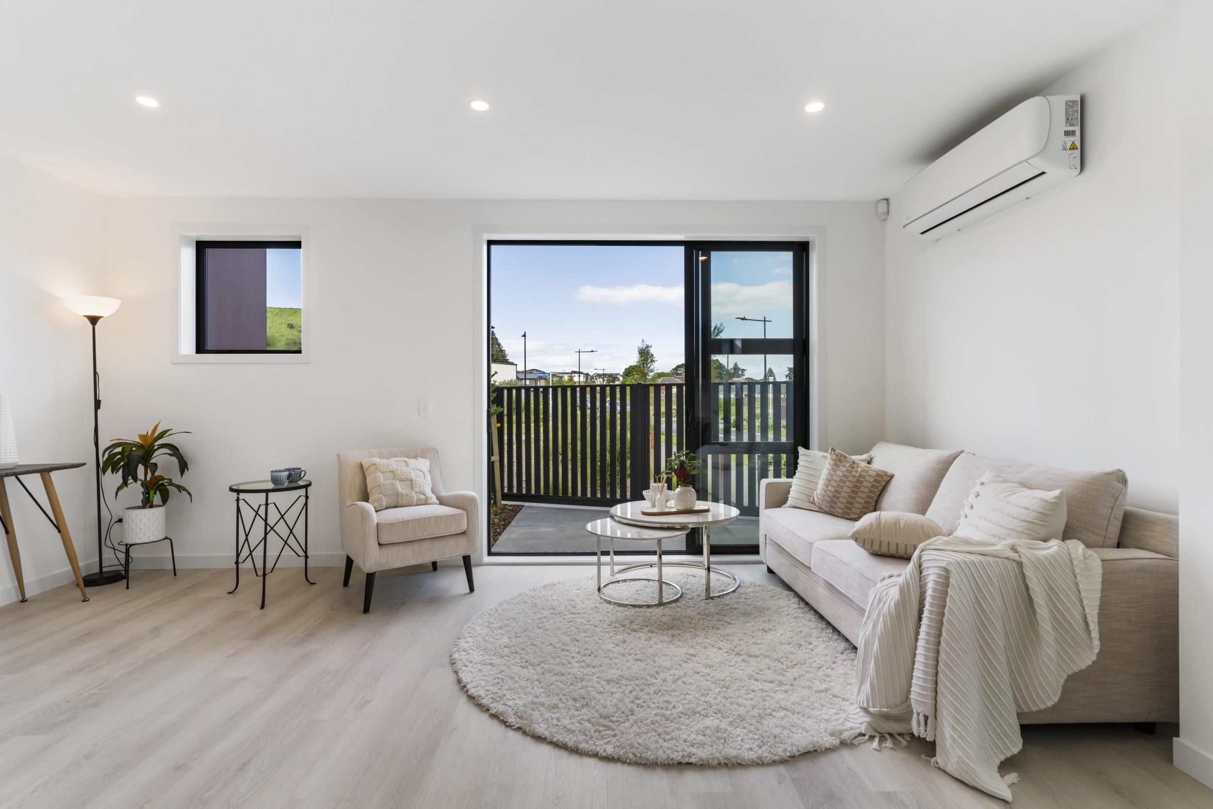 Photo 1 of 6 Tupuke Lane, Mount Roskill, Auckland