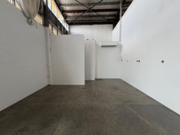1780334_1.jpg