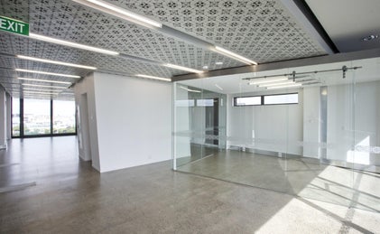 1780899_1.jpg