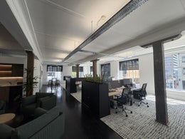 1780926_1.jpg