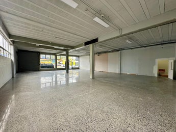 1780947_1.jpg