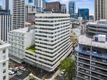 1780966_1.jpg